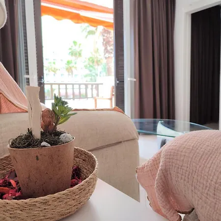 Διαμέρισμα Sarah En Parque Santiago 1 *